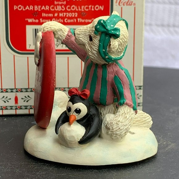 Who Said Girls Cant Throw - Coca-Cola Polar Bears Cubs Collection from 1995 - Picture 3 of 7